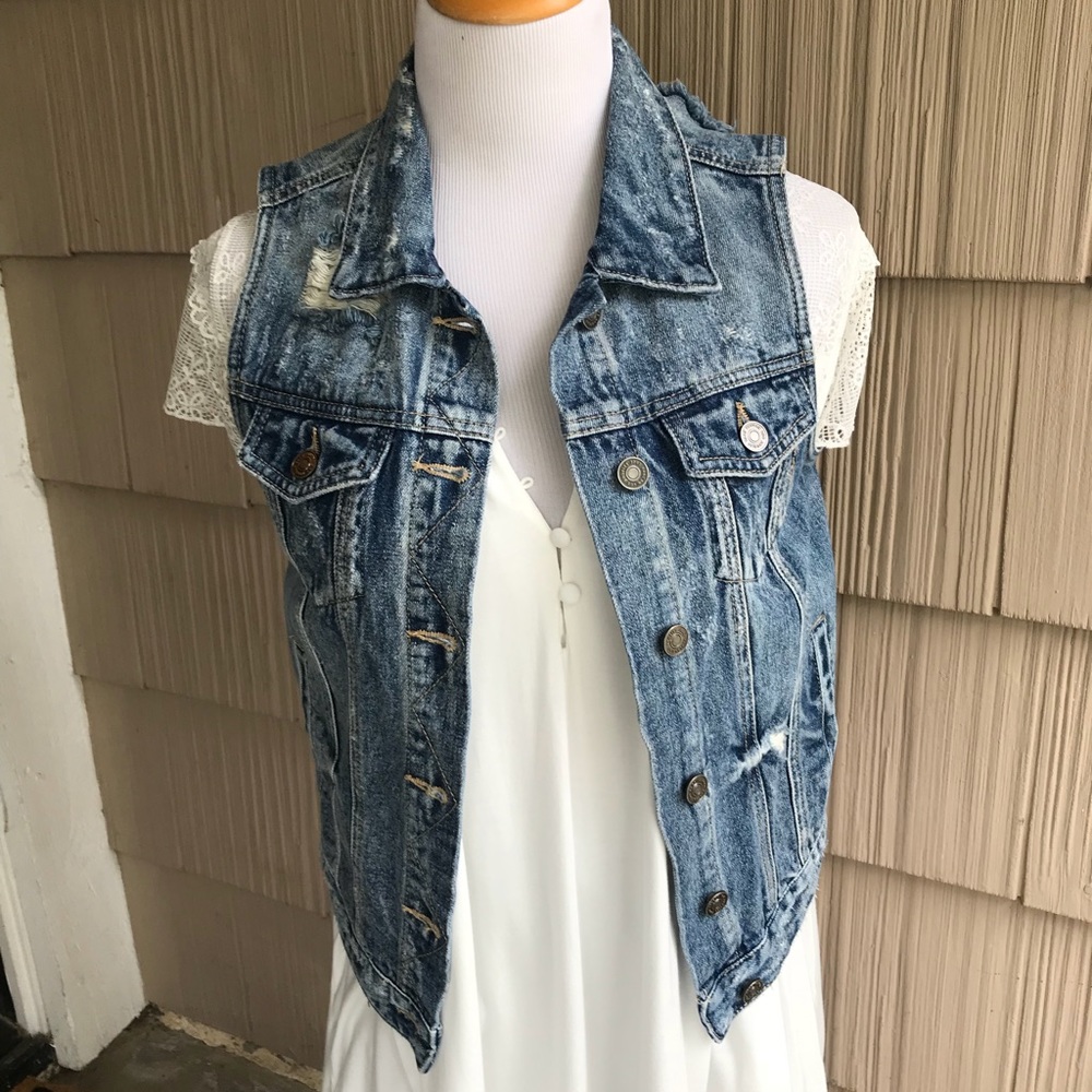 NWT Kancan distressed denim vest. - Picture 1 of 4